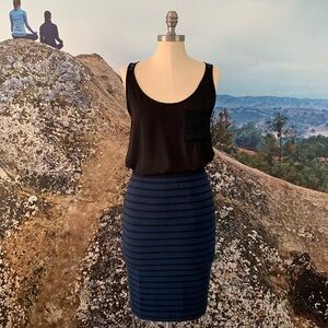 Lou & Grey women’s knit striped midi pencil skirt